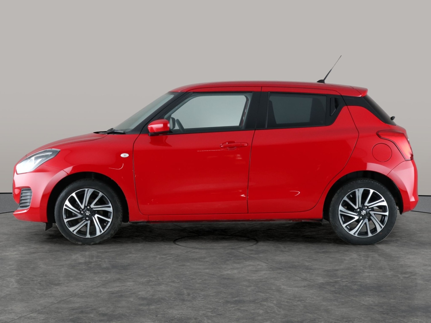 Used Suzuki Swift 2023 for sale - 76908379: Photo 12