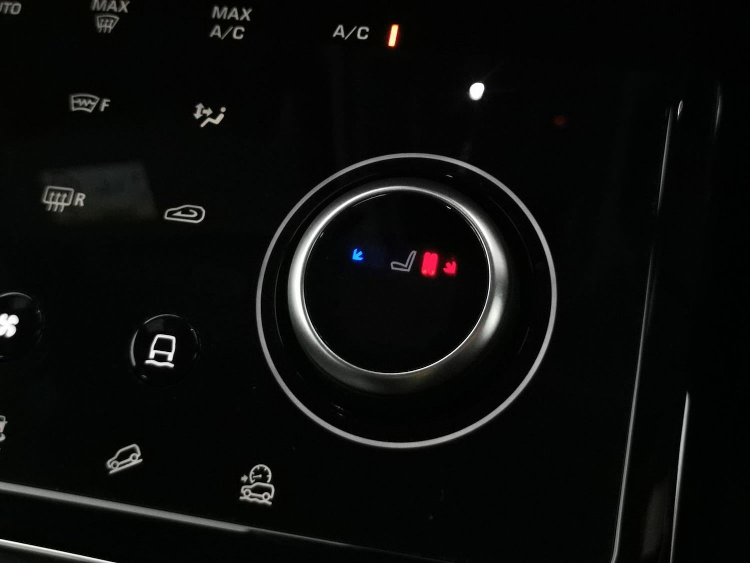 Used Land Rover Range Rover Evoque 2023 for sale - 77125543: Photo 20