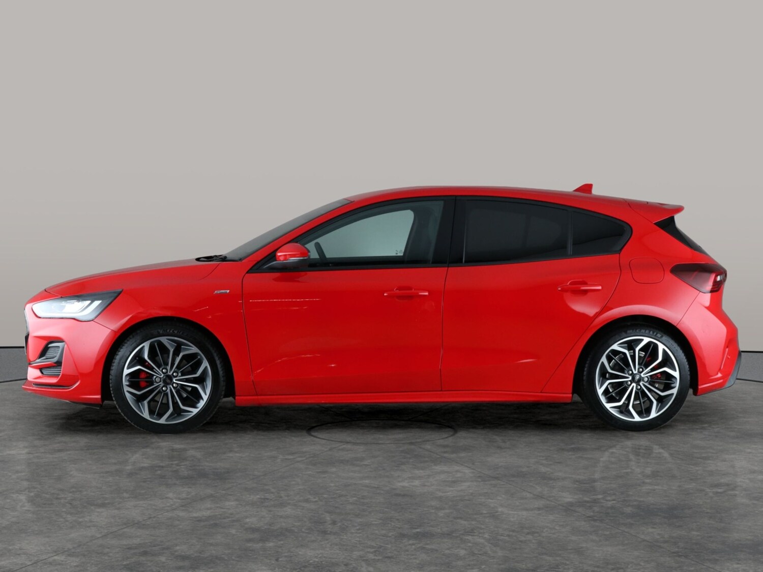 Used Ford Focus 2023 for sale - 77347228: Photo 12