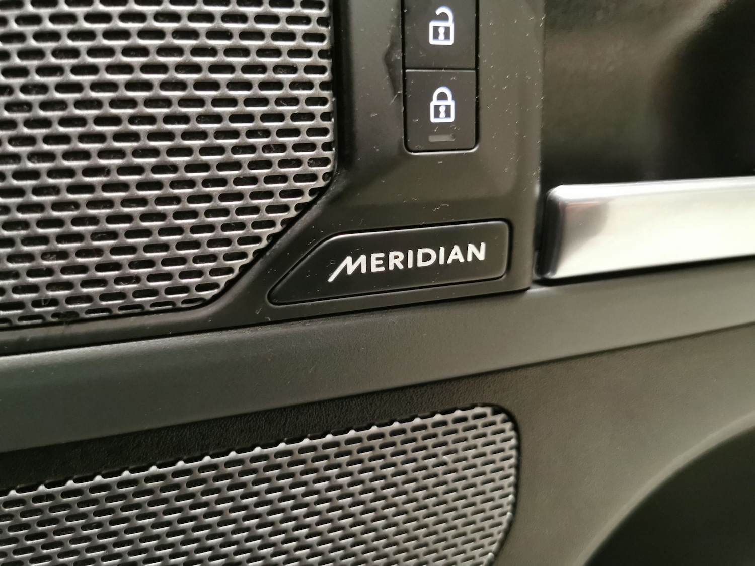 Used Land Rover Defender 110 2023 for sale - 77094379: Photo 16