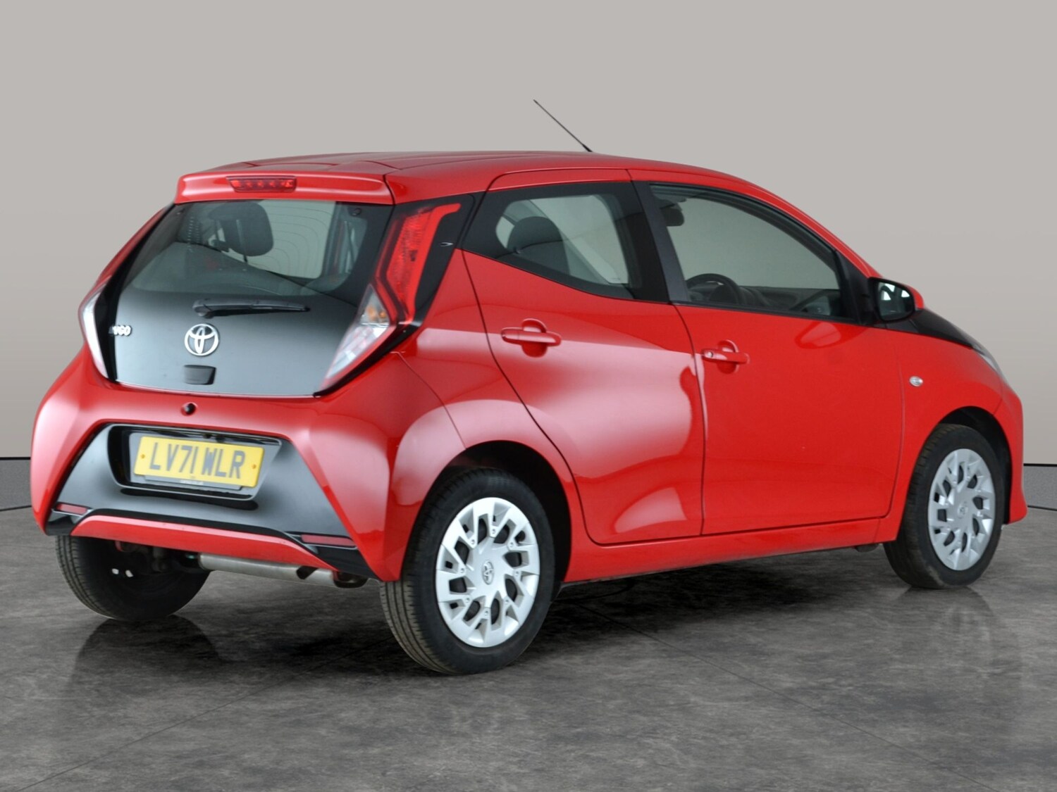 Used Toyota AYGO 2021 for sale - 78026967: Photo 10