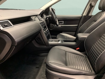 Used Land Rover Discovery Sport 2018 for sale - 77903695: Photo