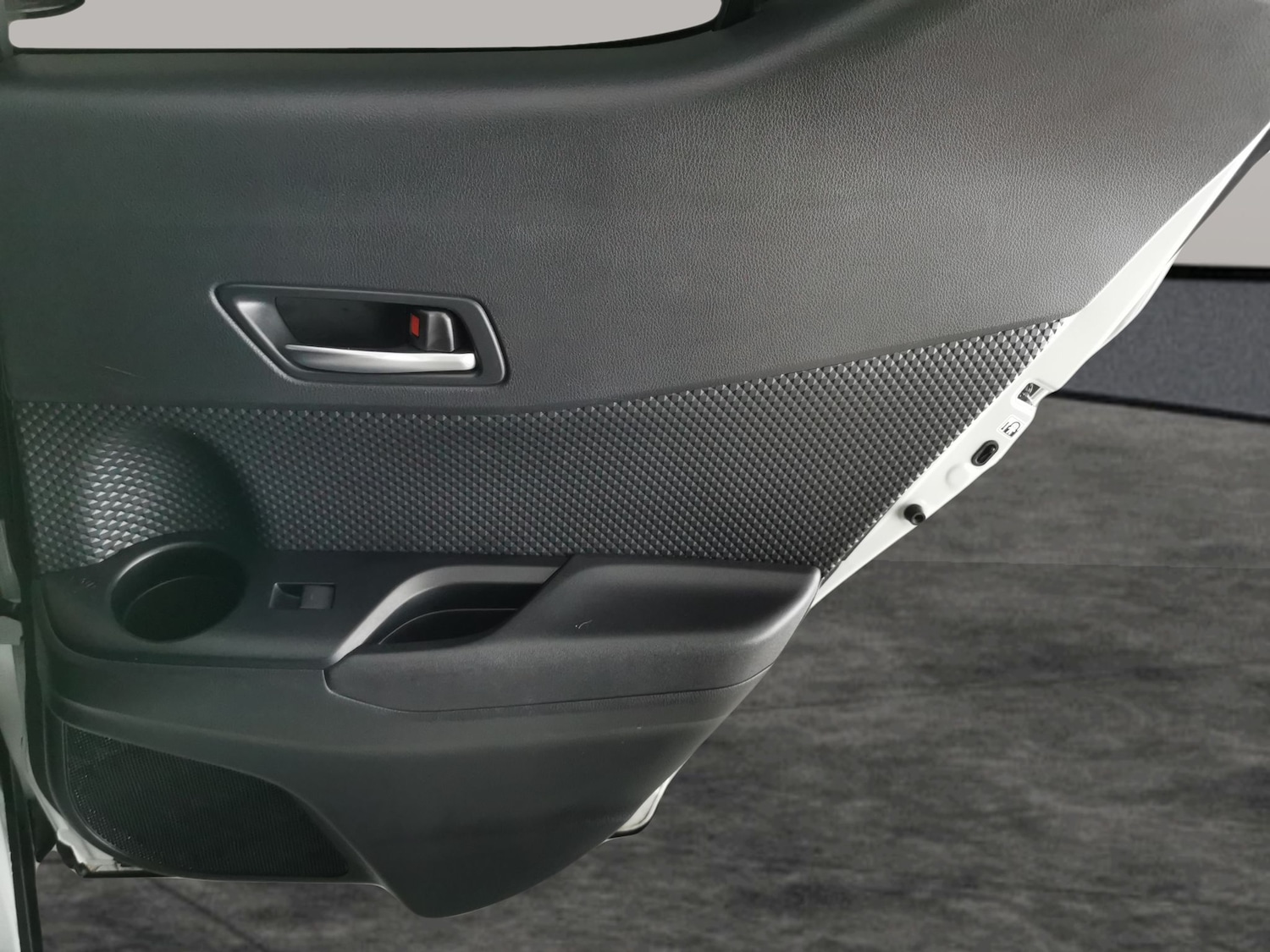 Used Toyota C-HR 2023 for sale - 76393989: Photo 35