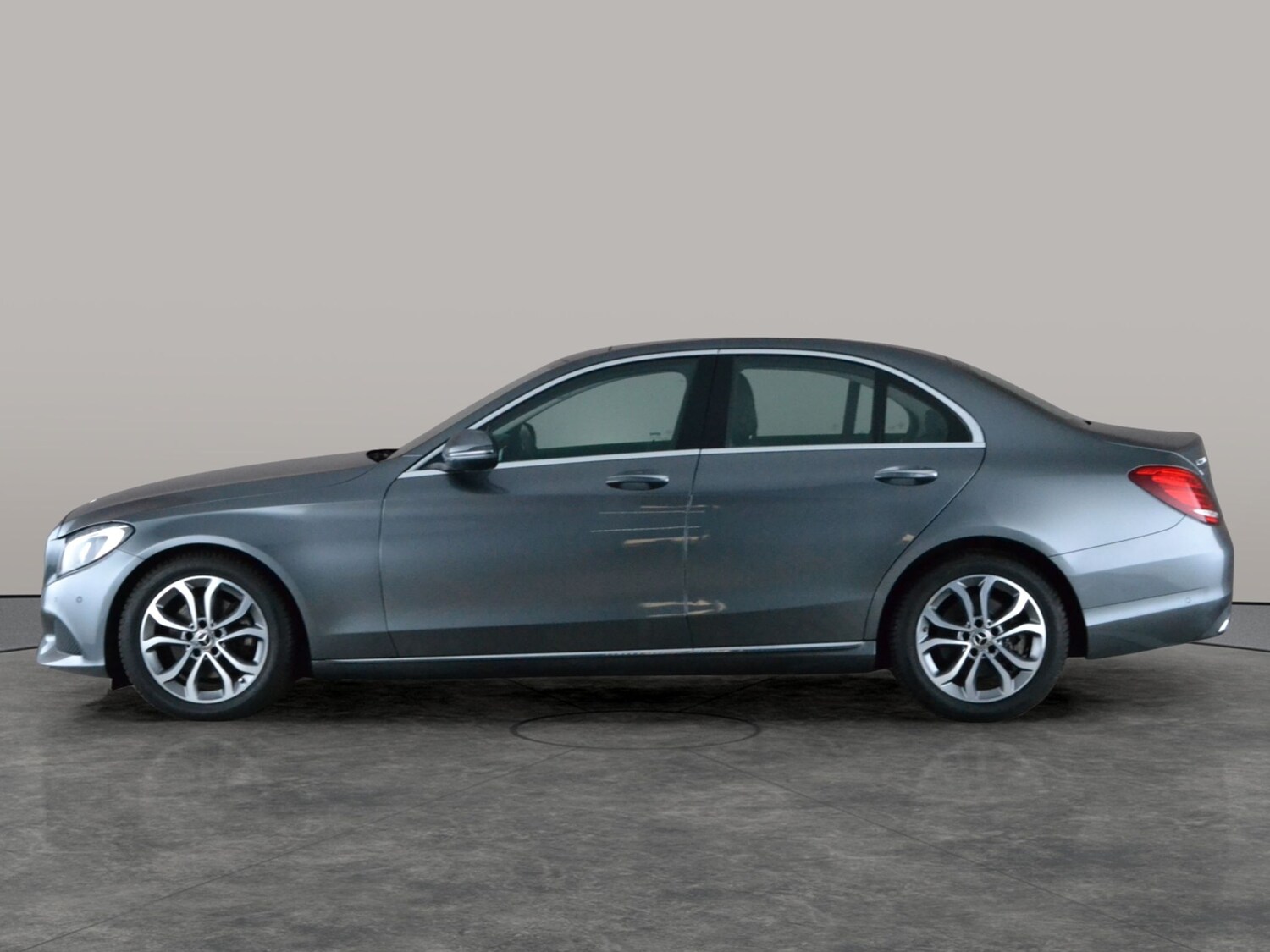 Used Mercedes-Benz C Class 2018 for sale - 78094298: Photo 15