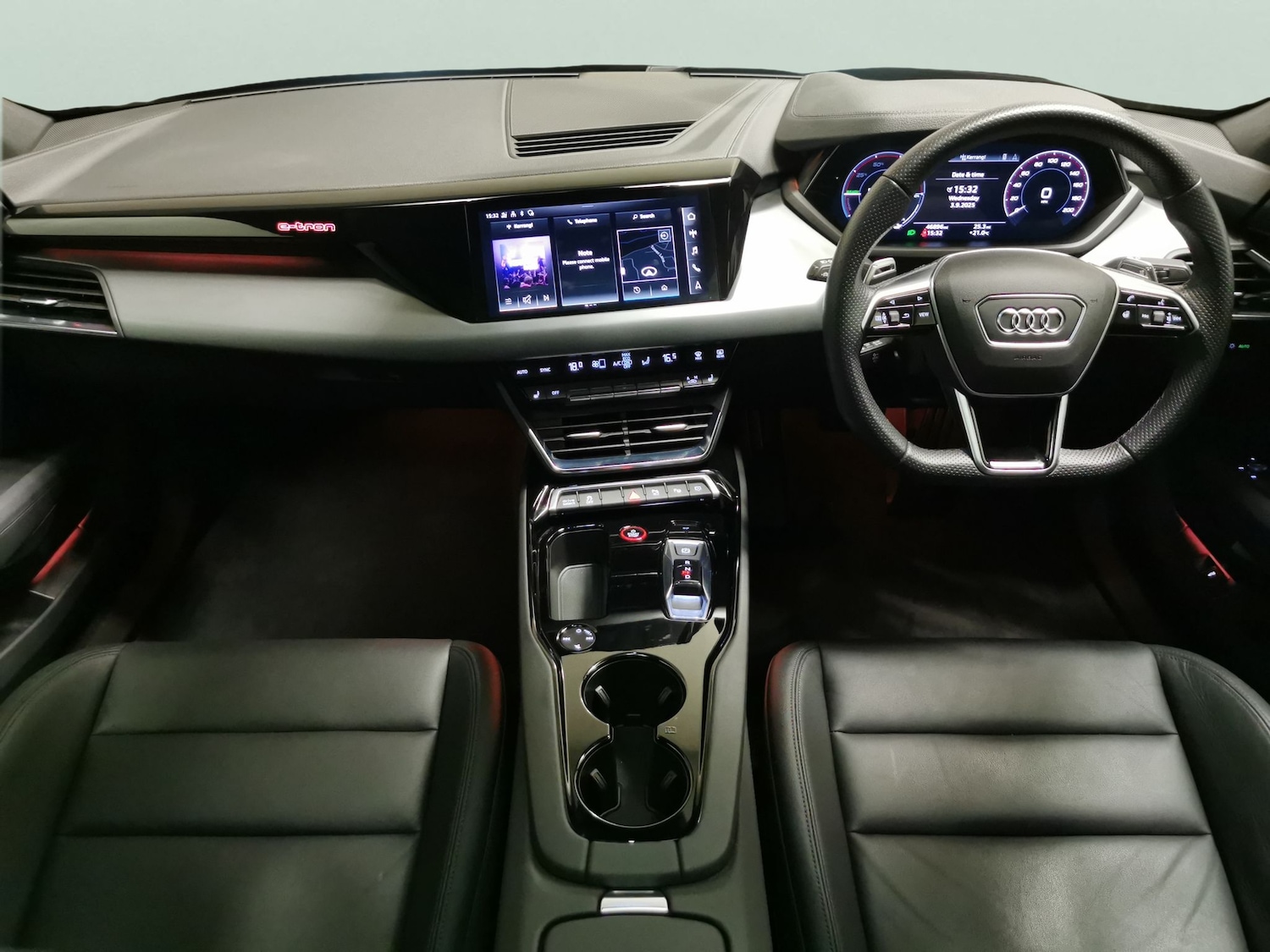 Used Audi e-tron GT 2022 for sale - 76128778: Photo 13