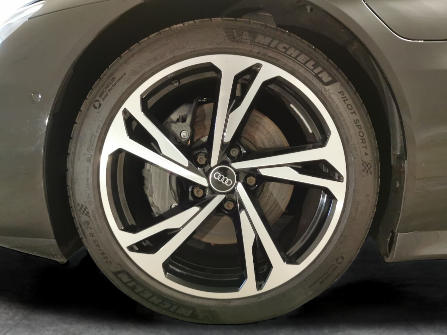 Used Audi e-tron GT 2022 for sale - 76128778: Photo 34