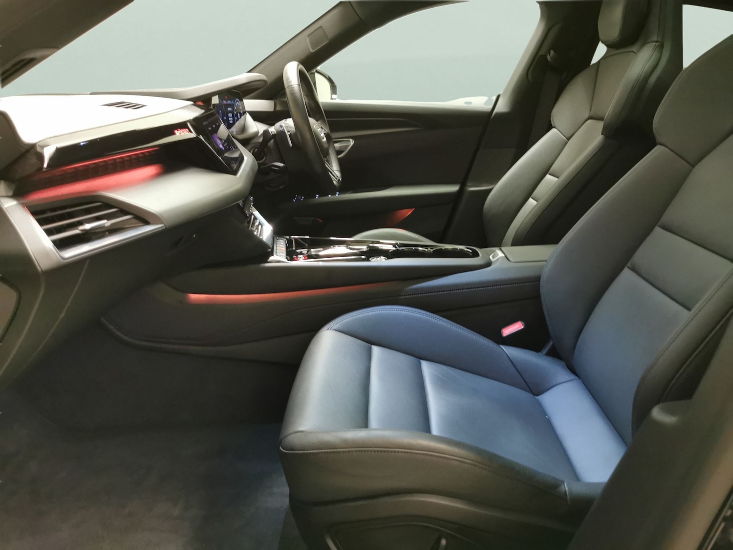 Used Audi e-tron GT 2022 for sale - 76128778: Photo 6