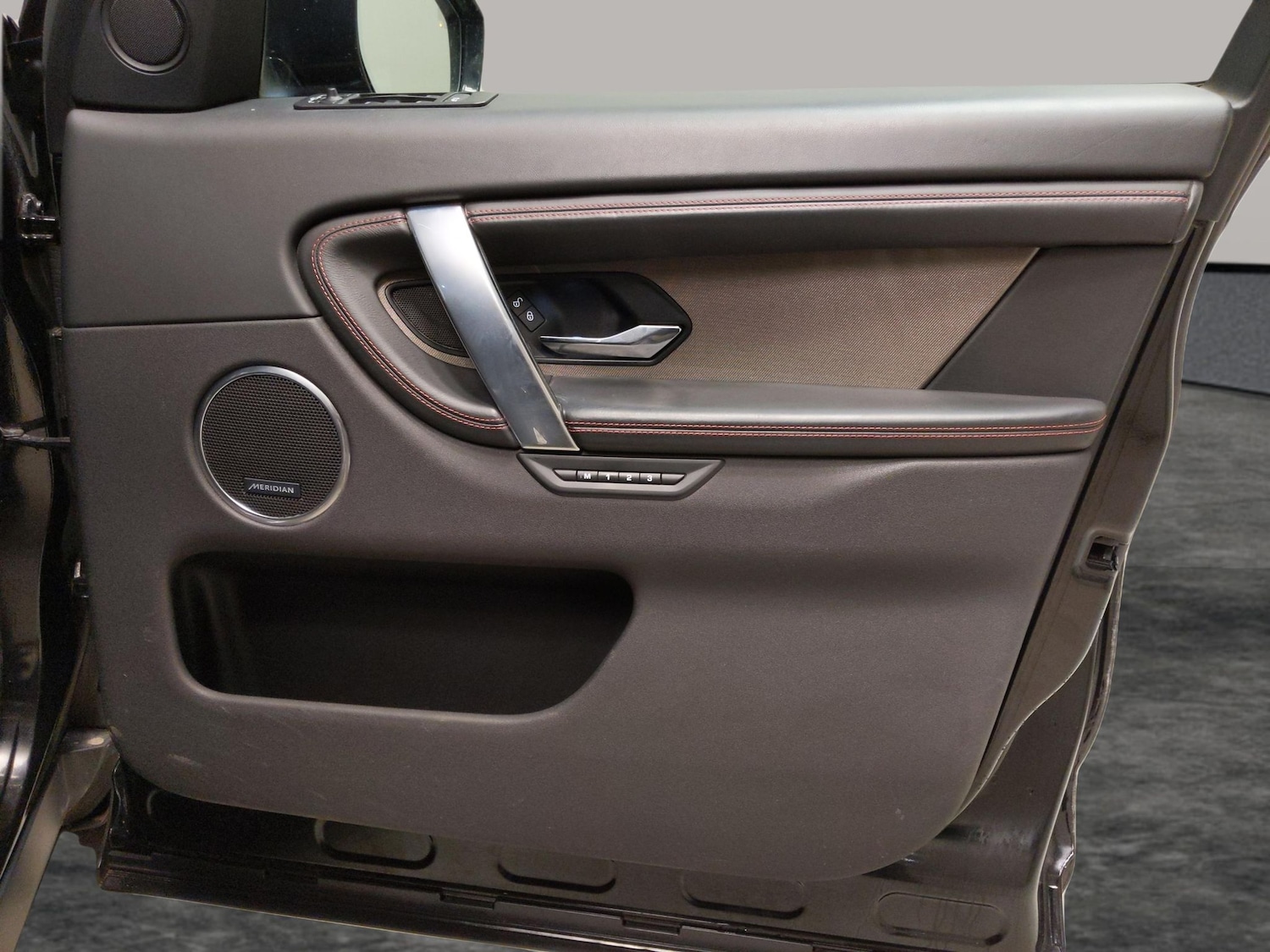 Used Land Rover Discovery Sport 2020 for sale - 76636425: Photo 30