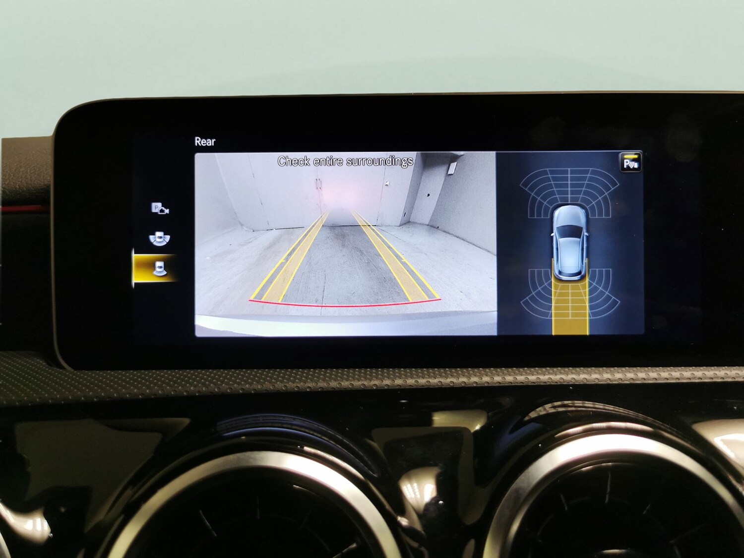 Used Mercedes-Benz A-Class 2020 for sale - 77975788: Photo 5