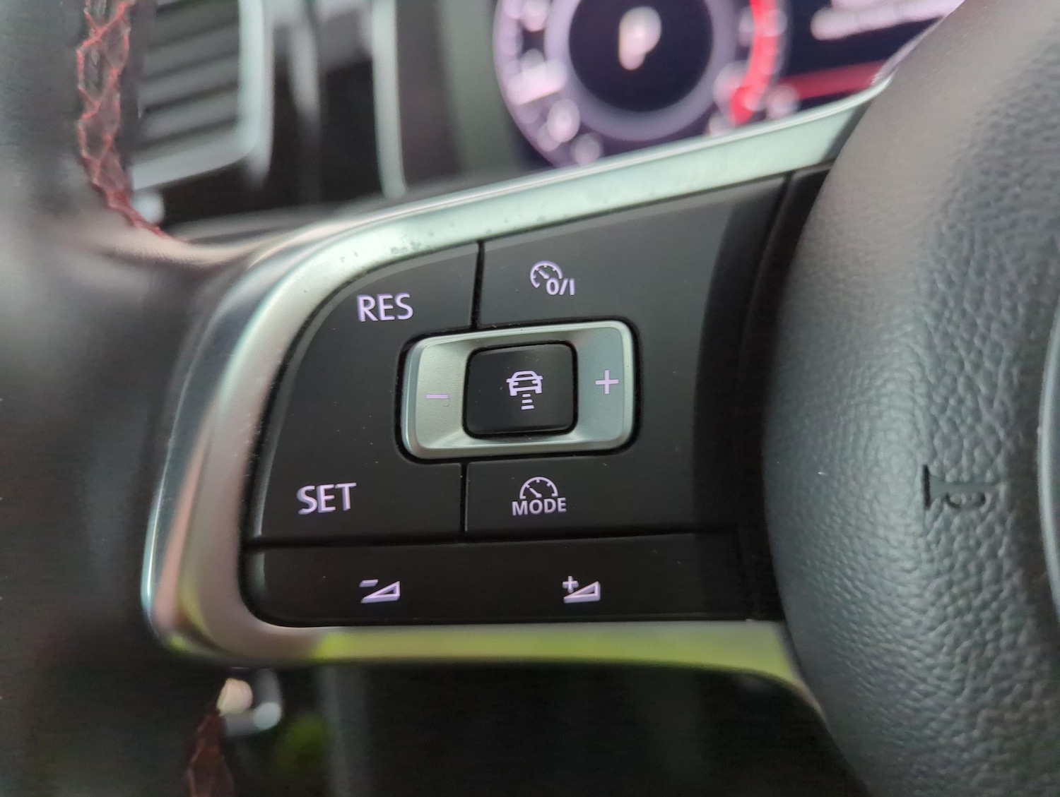 Used Volkswagen Golf 2018 for sale - 78012497: Photo 23