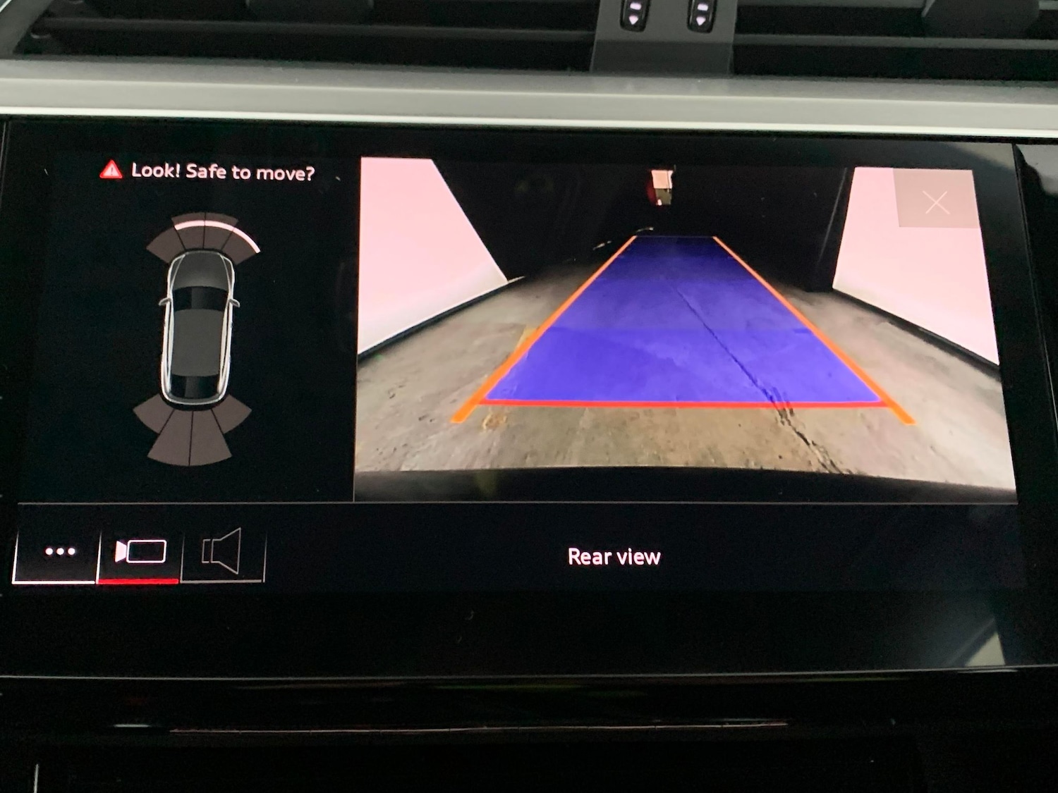 Used Audi e-tron 2021 for sale - 77732947: Photo 19