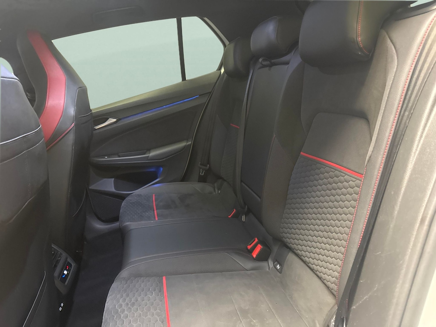 Used Volkswagen Golf 2022 for sale - 76626100: Photo 25