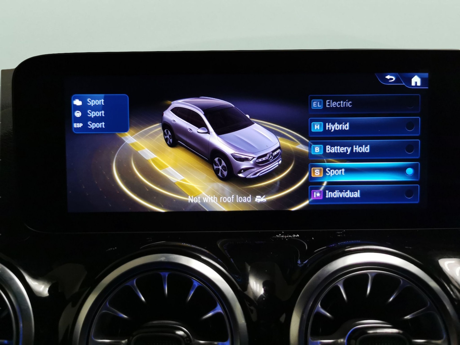 Used Mercedes-Benz GLA 2024 for sale - 77984589: Photo 18