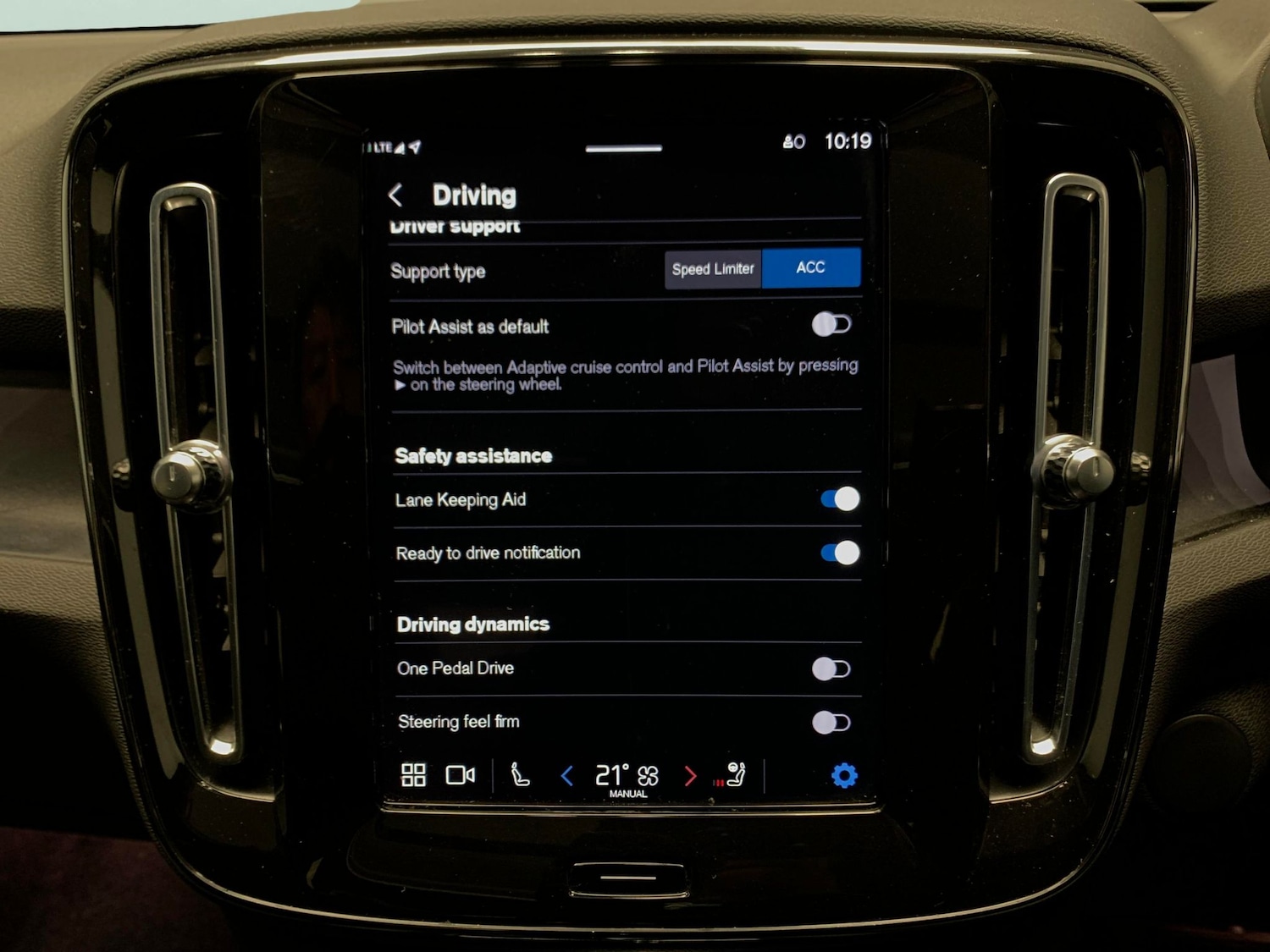 Used Volvo XC40 2022 for sale - 76444592: Photo 29