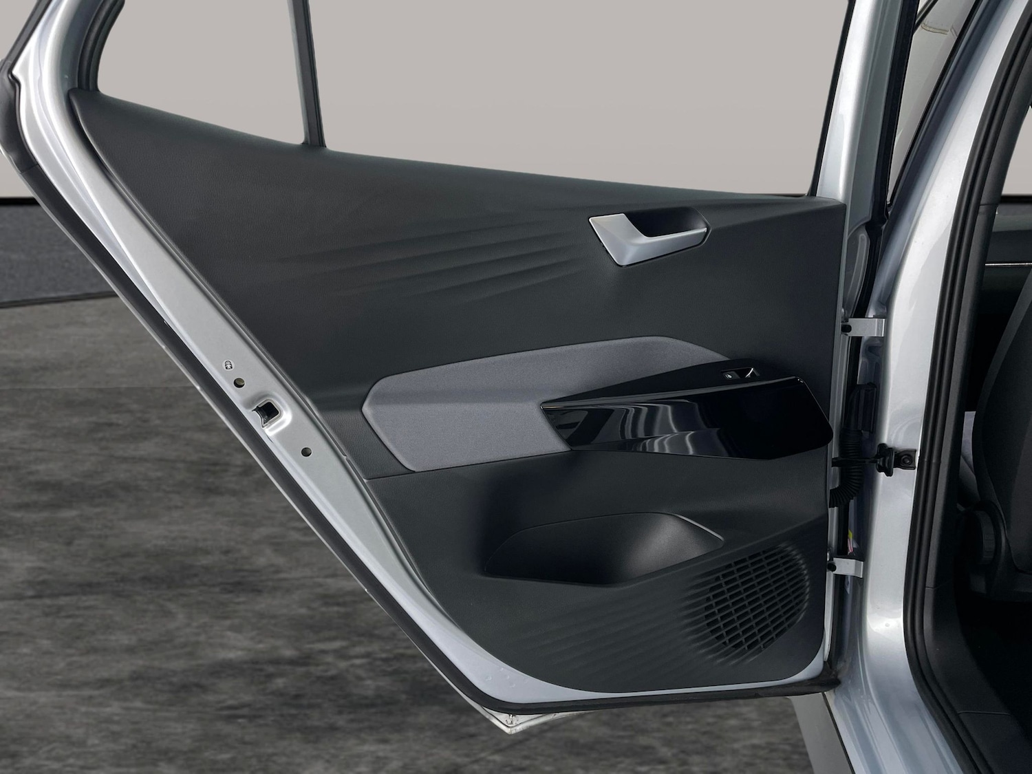 Used Volkswagen ID.3 2023 for sale - 76518357: Photo 31