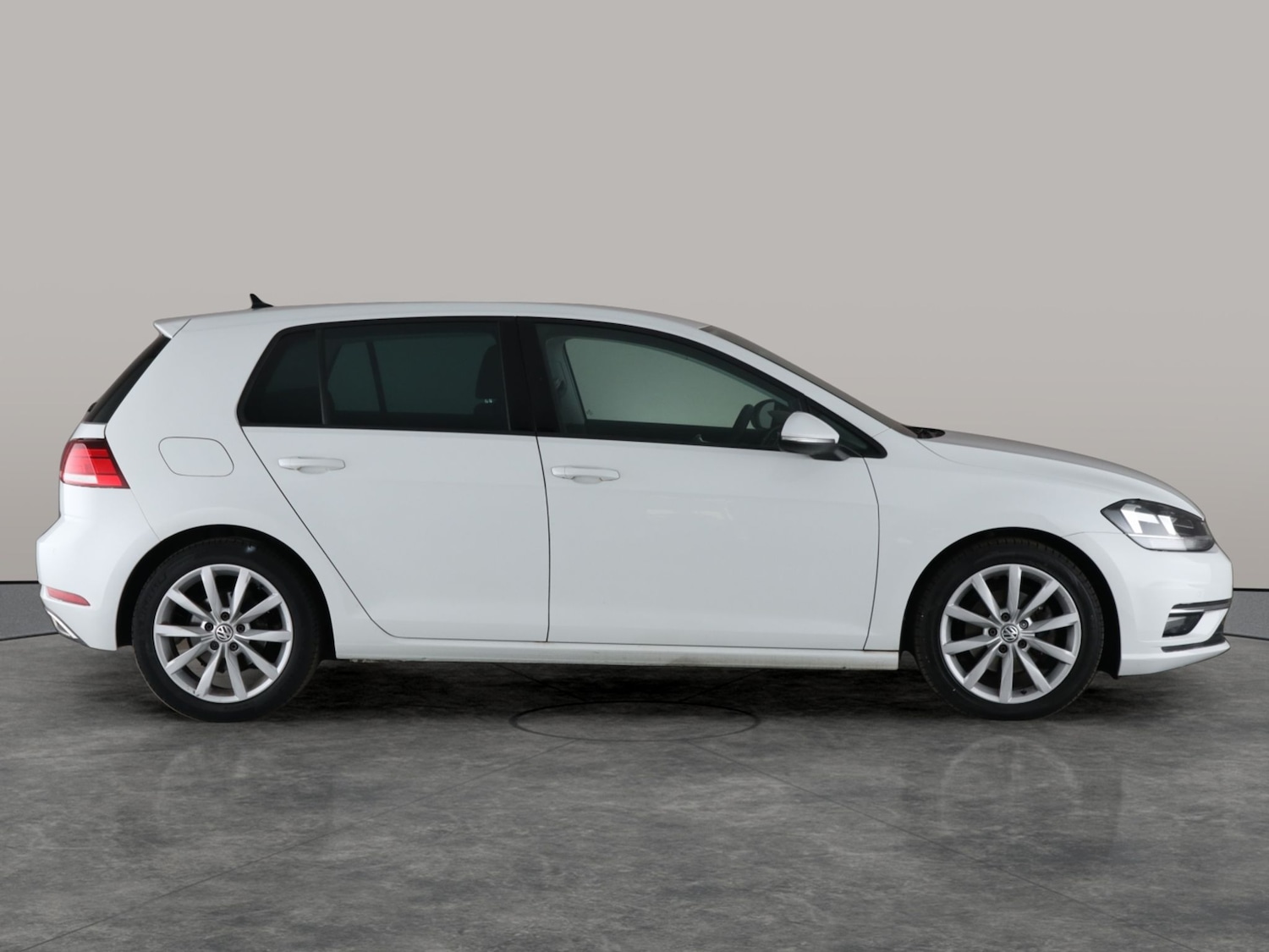 Used Volkswagen Golf 2018 for sale - 76438330: Photo 10