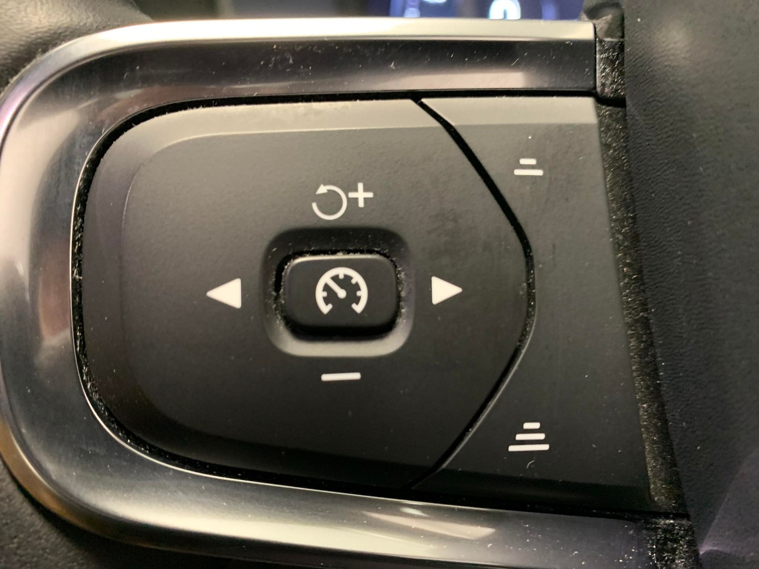 Used Volvo XC40 2020 for sale - 76491939: Photo 18