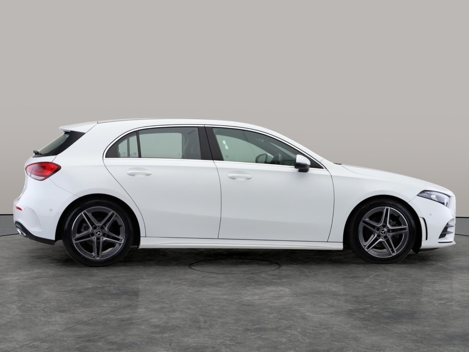 Used Mercedes-Benz A-Class 2019 for sale - 76439653: Photo 6