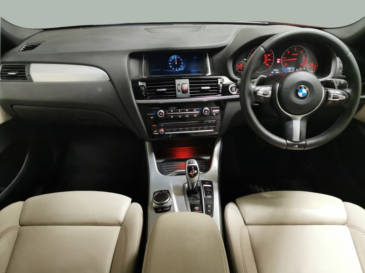 Used BMW X4 2016 for sale - 76420800: Photo 11