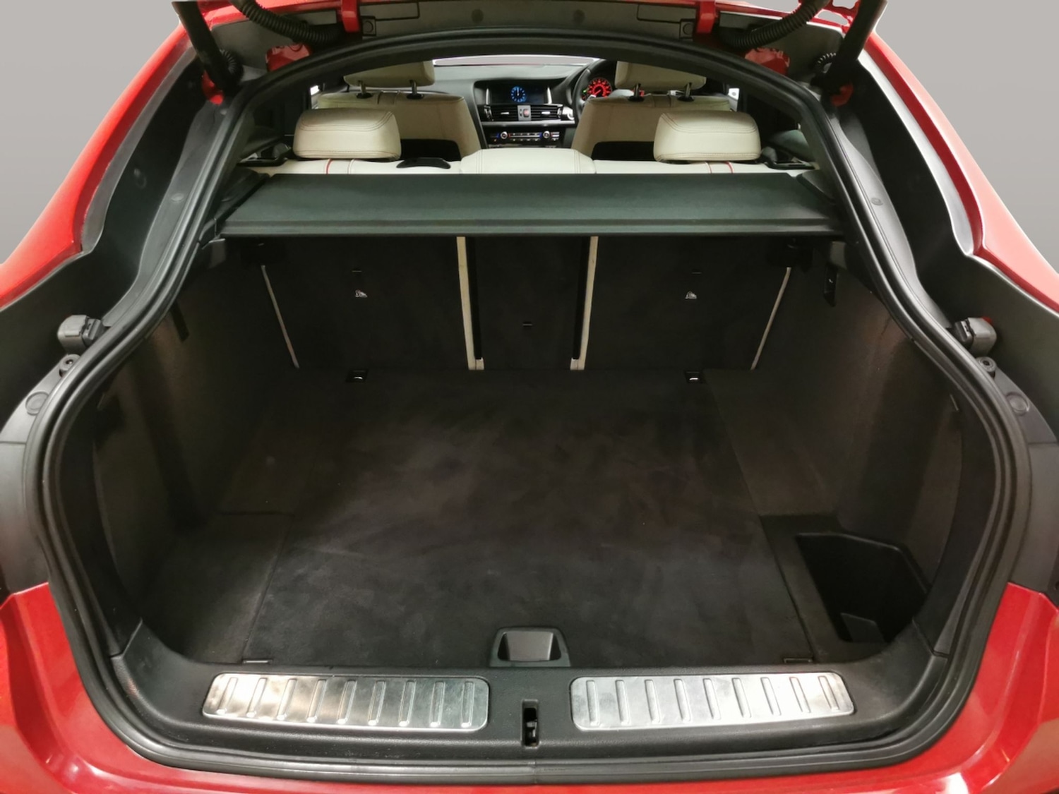 Used BMW X4 2016 for sale - 76420800: Photo 43