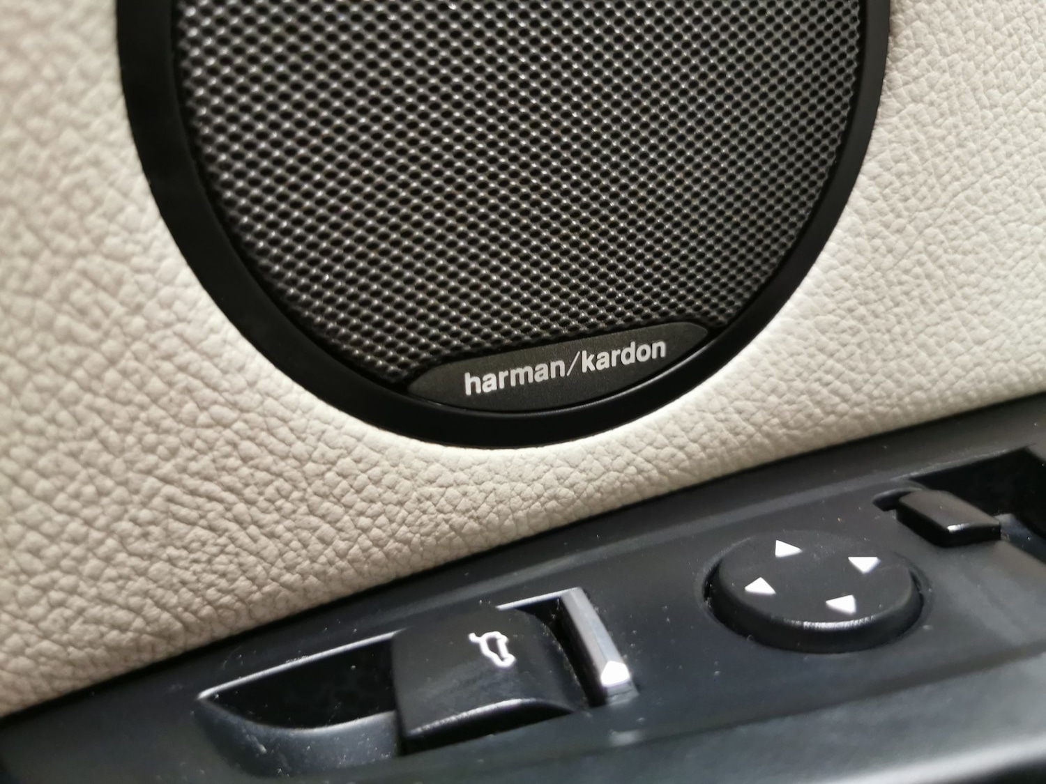 Used BMW X4 2016 for sale - 76420800: Photo 7