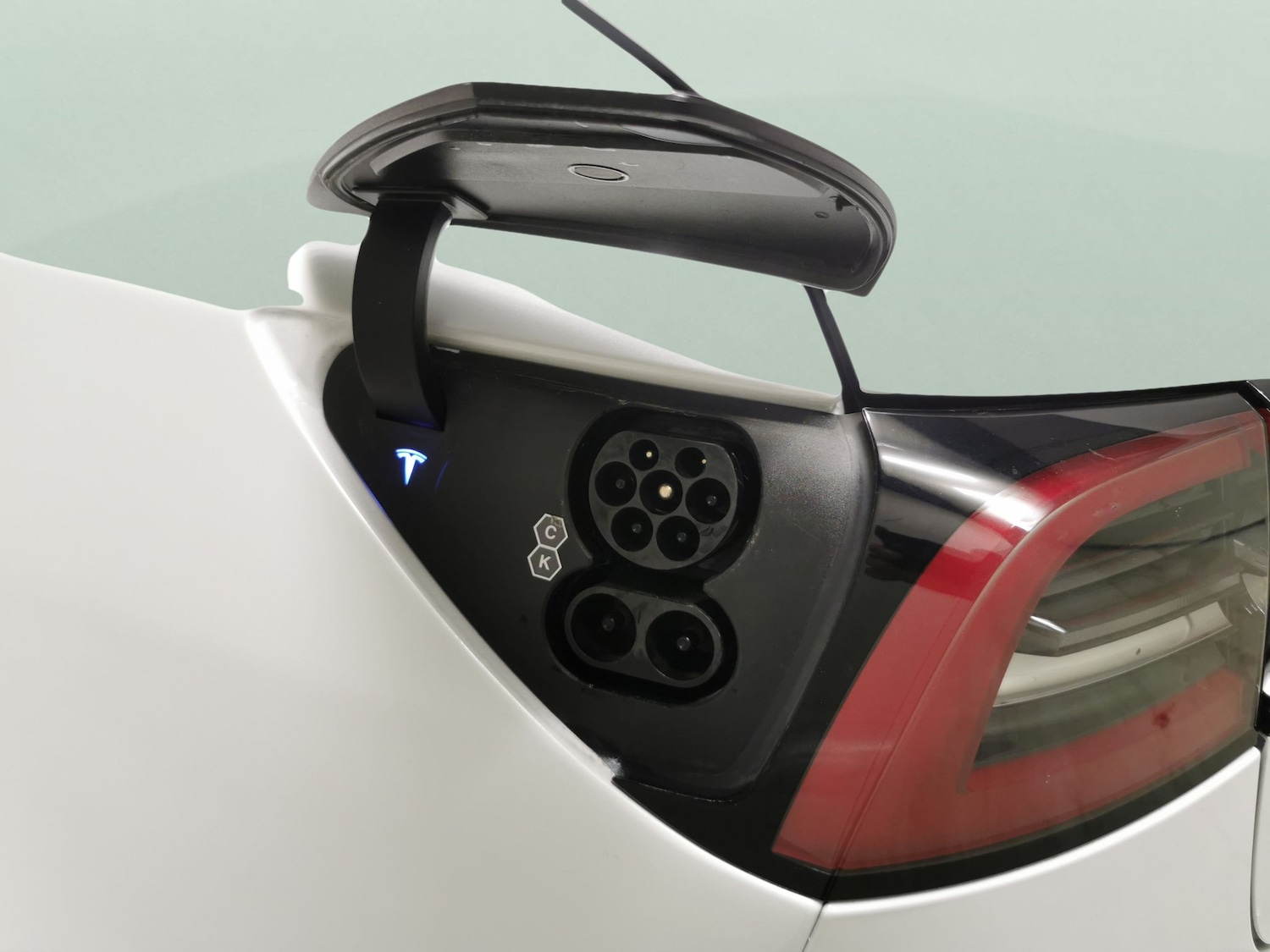 Used Tesla Model 3 2021 for sale - 76426125: Photo 42