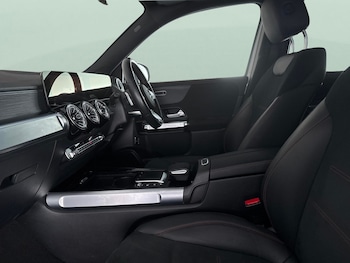 Used Mercedes-Benz EQB 2022 for sale - 78967420: Photo