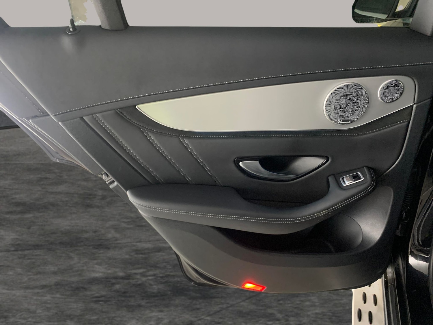 Used Mercedes-Benz GLC 2019 for sale - 76999666: Photo 30