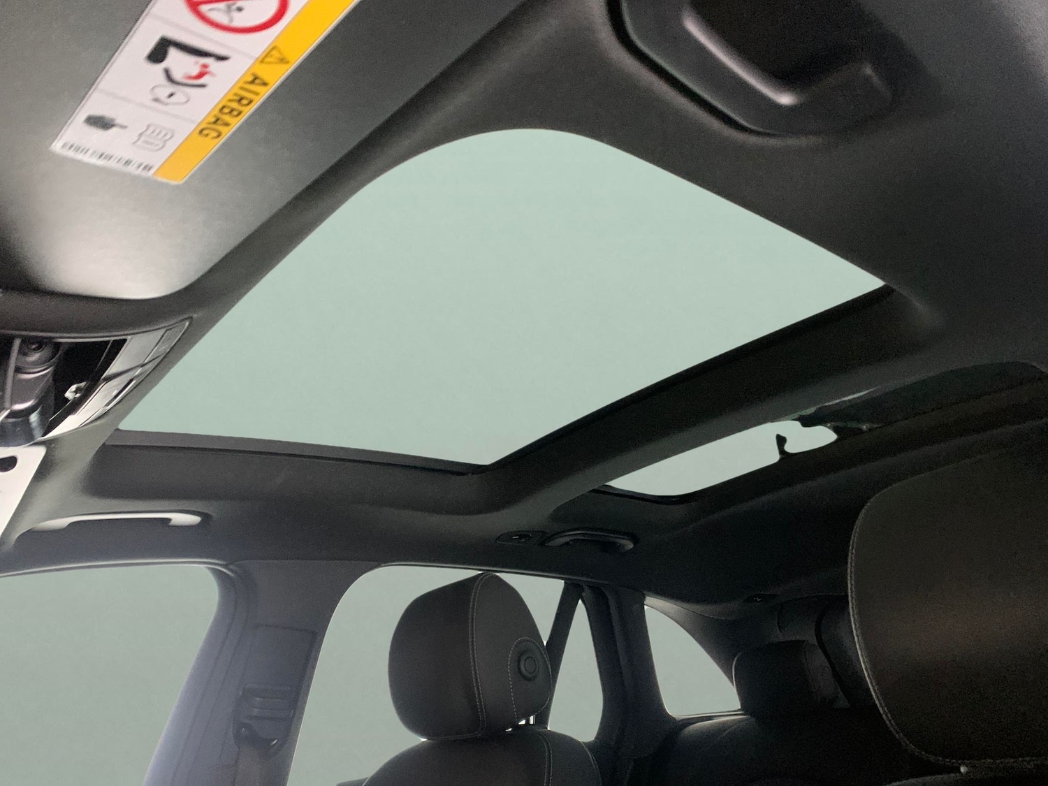 Used Mercedes-Benz GLC 2019 for sale - 76999666: Photo 6