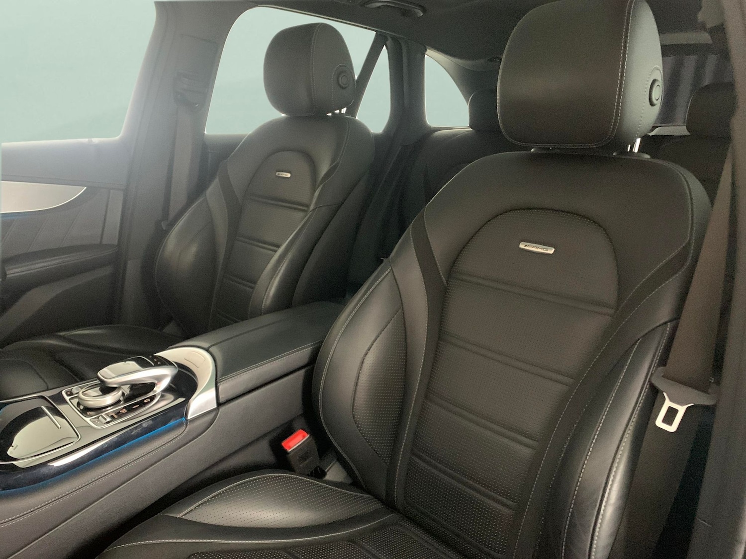 Used Mercedes-Benz GLC 2019 for sale - 76999666: Photo 9