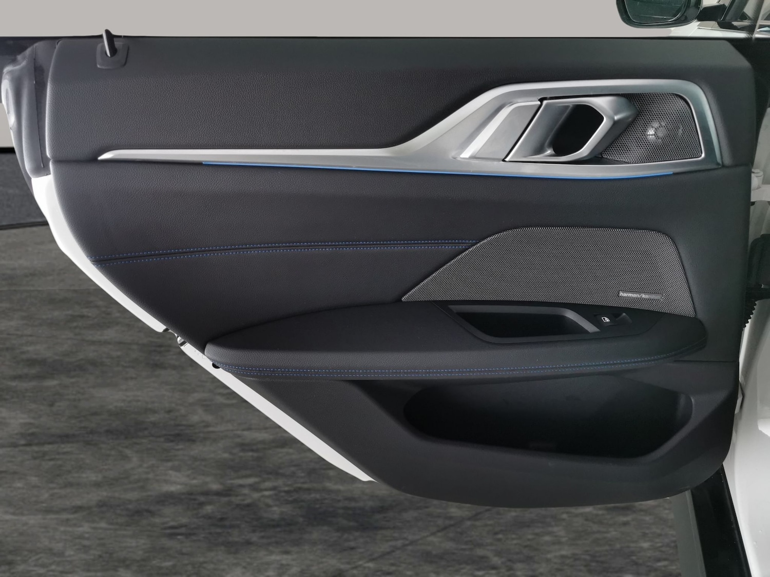 Used BMW i4 2022 for sale - 76557203: Photo 32