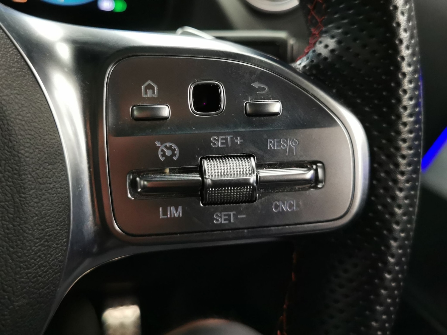 Used Mercedes-Benz EQA 2022 for sale - 76668499: Photo 22