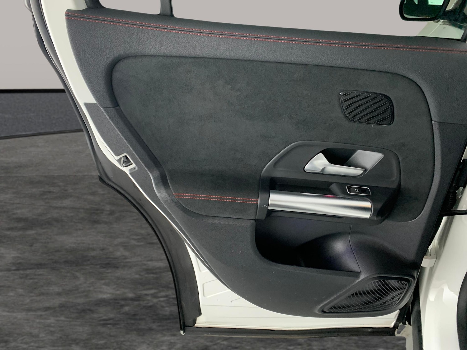 Used Mercedes-Benz EQA 2022 for sale - 76668499: Photo 28