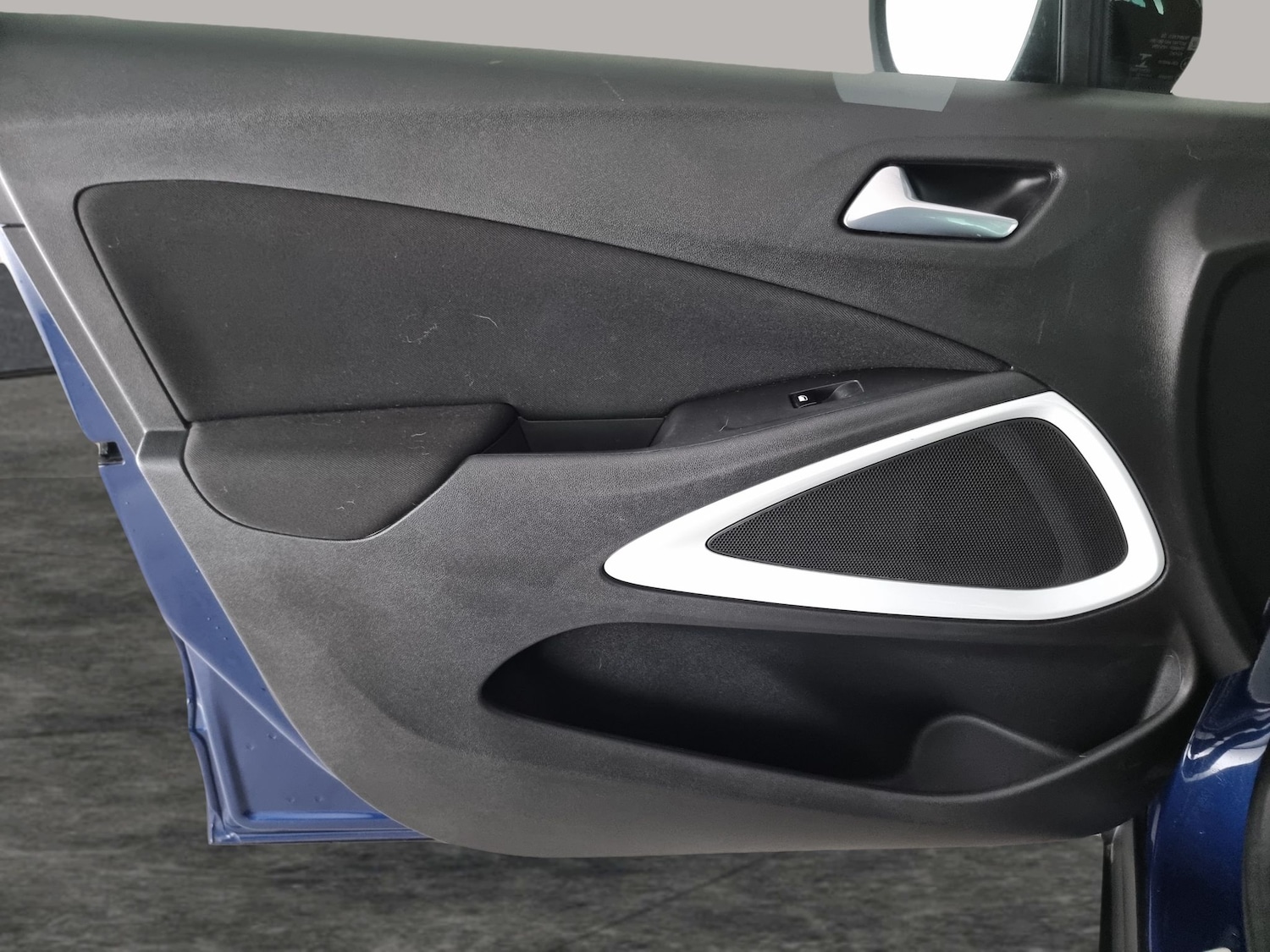 Used Vauxhall Crossland 2021 for sale - 76534185: Photo 24