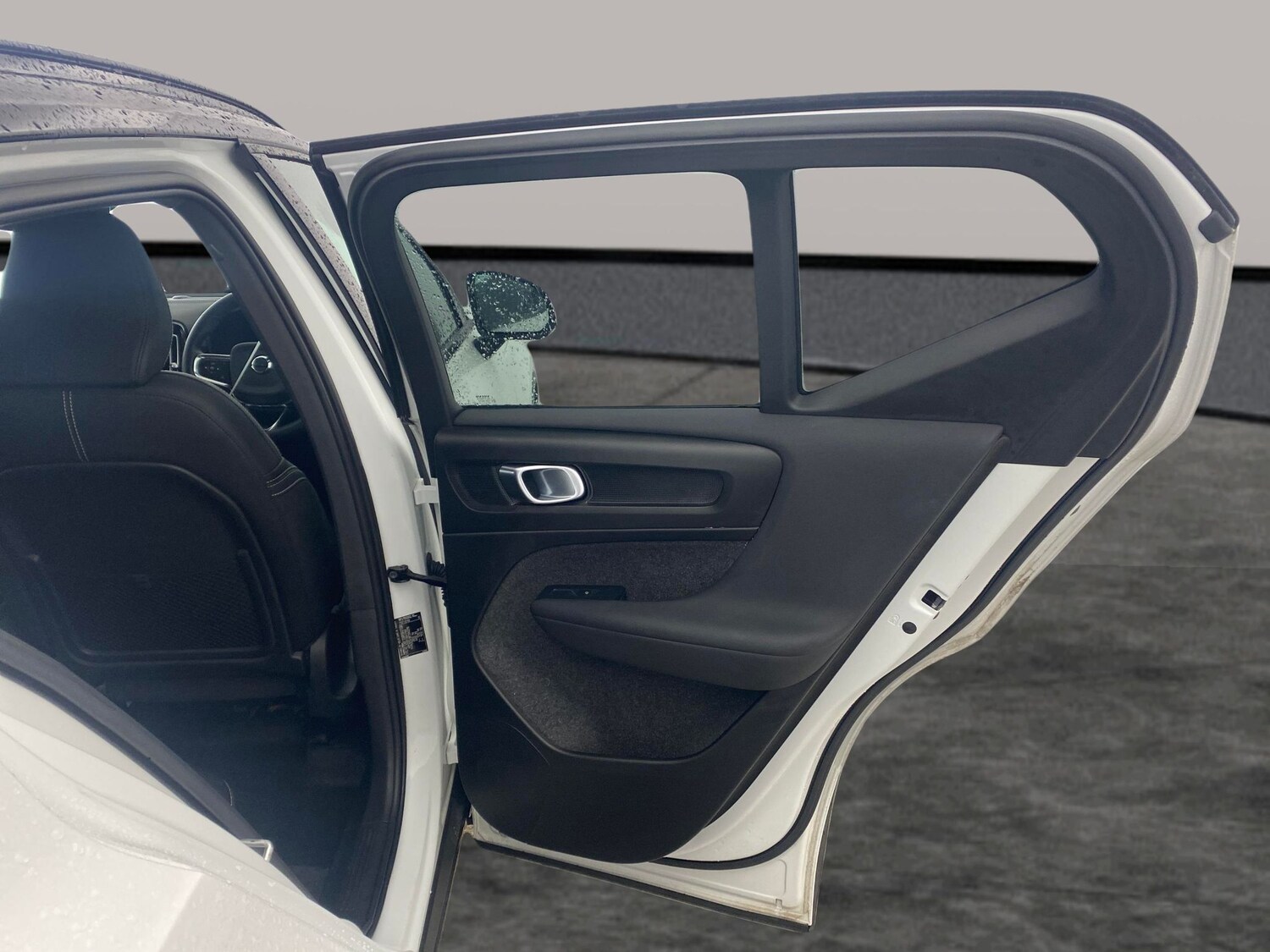 Used Volvo XC40 2022 for sale - 78122580: Photo 27