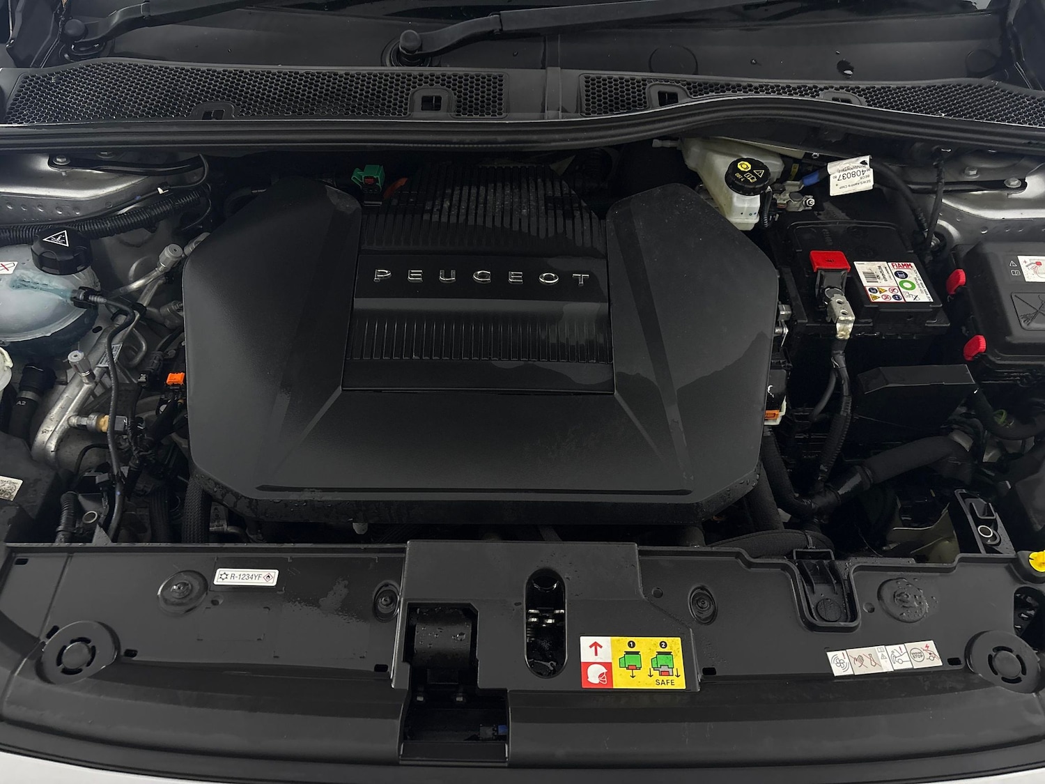 Used Peugeot E-208 2022 for sale - 78159579: Photo 37