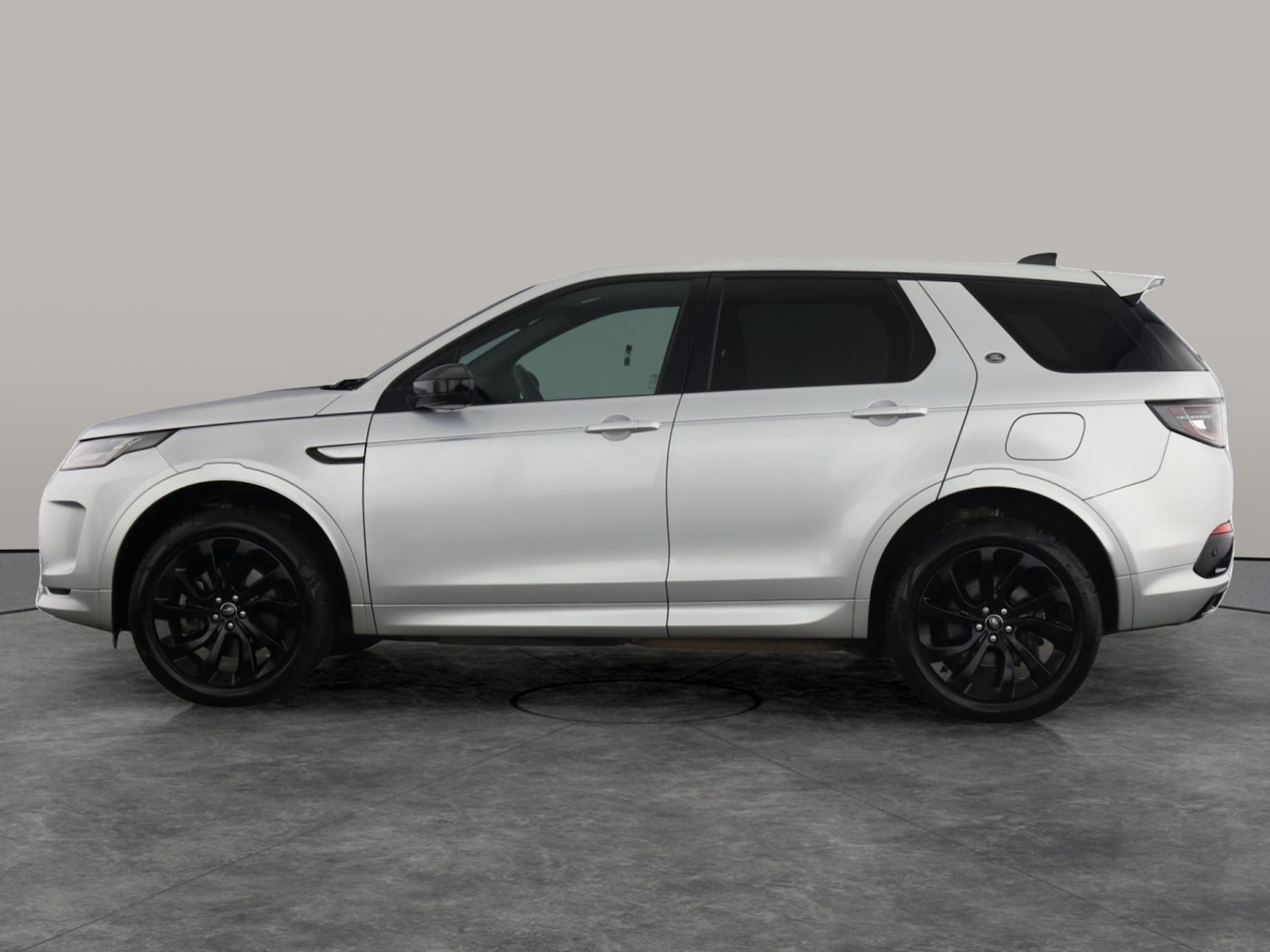 Used Land Rover Discovery Sport 2022 for sale - 76384826: Photo 11