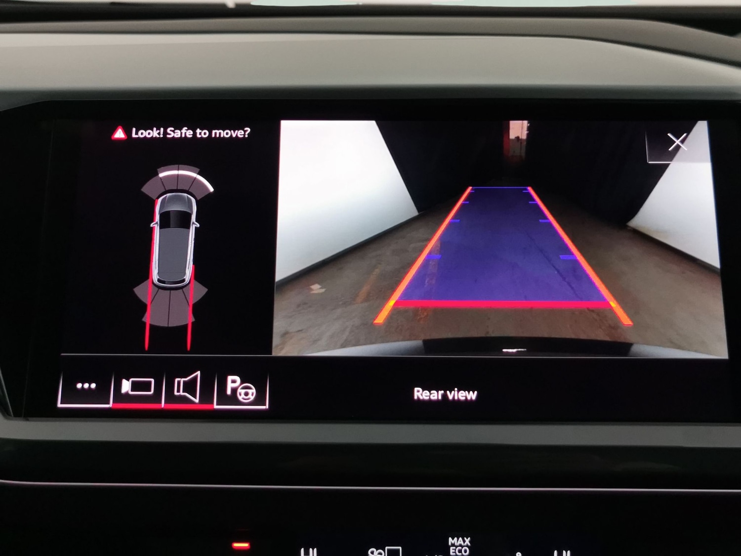 Used Audi Q4 e-tron 2022 for sale - 76748750: Photo 20