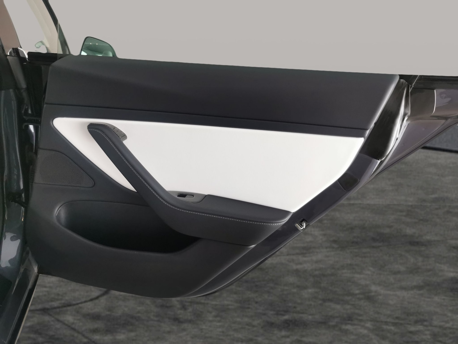 Used Tesla Model 3 2019 for sale - 77165640: Photo 32