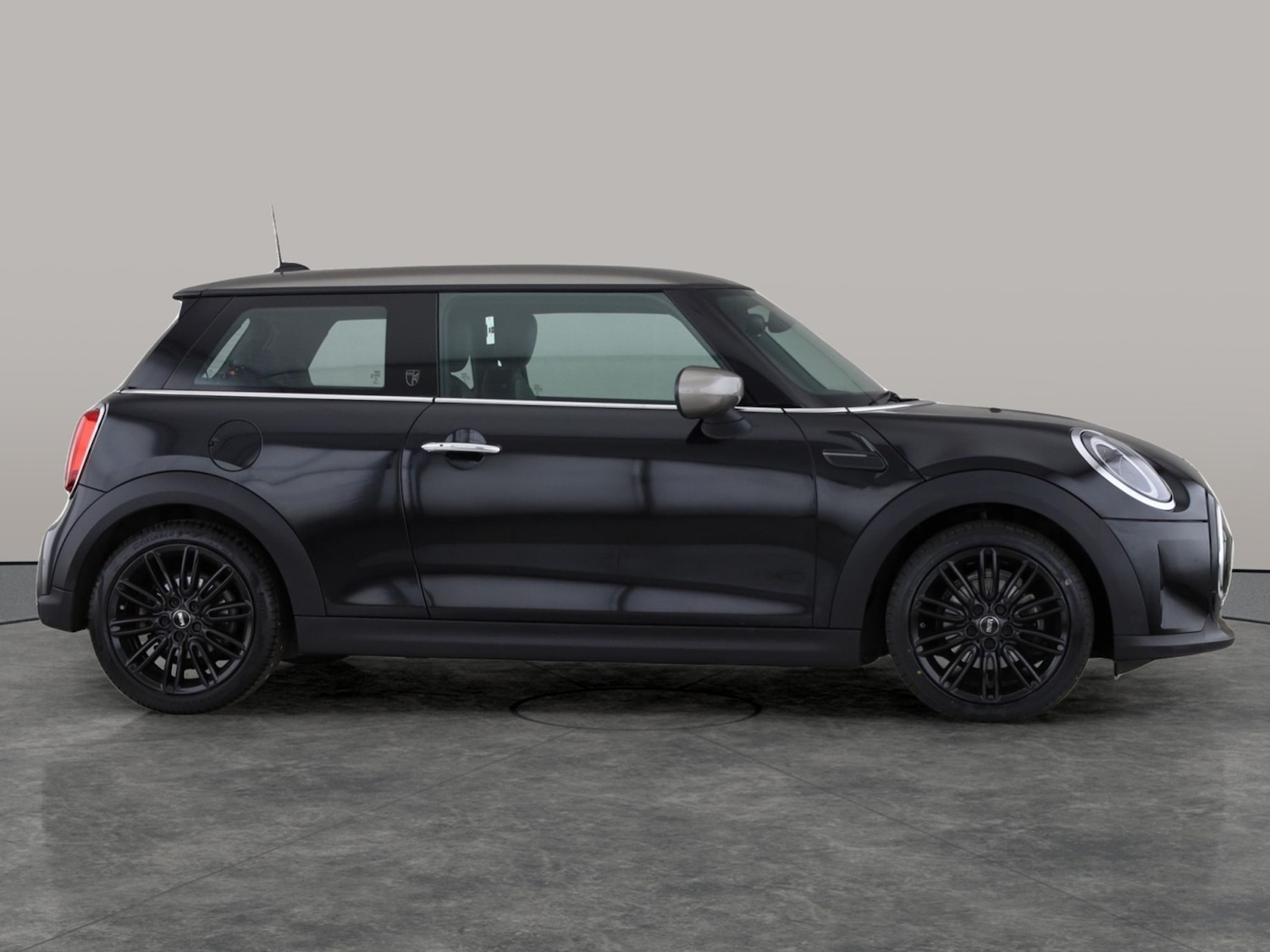 Used MINI Hatch 2022 for sale - 76946640: Photo 5