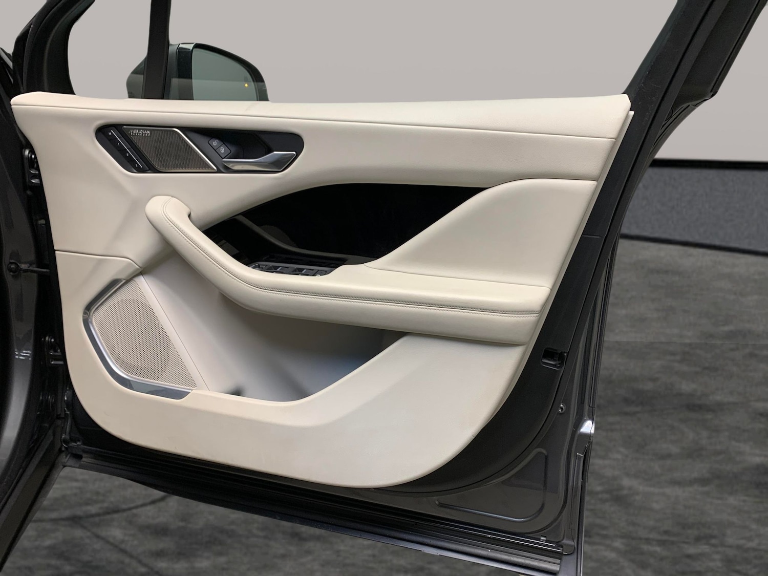 Used Jaguar I-Pace 2020 for sale - 77406793: Photo 40