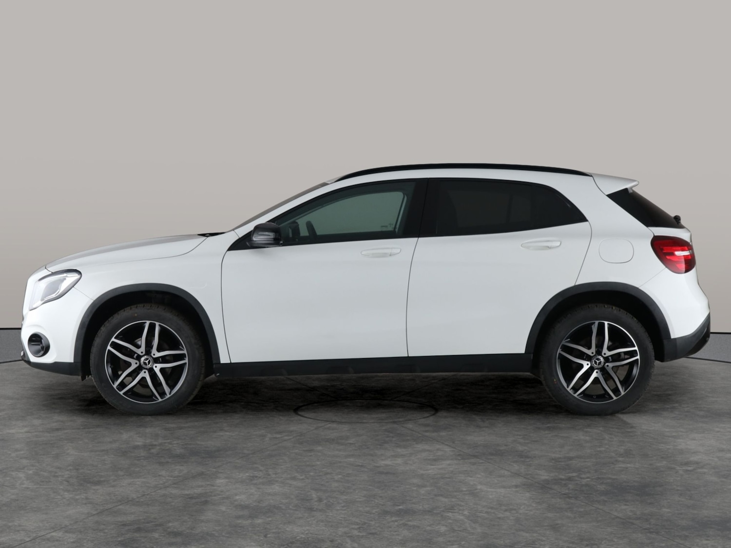 Used Mercedes-Benz GLA 2019 for sale - 76413183: Photo 16