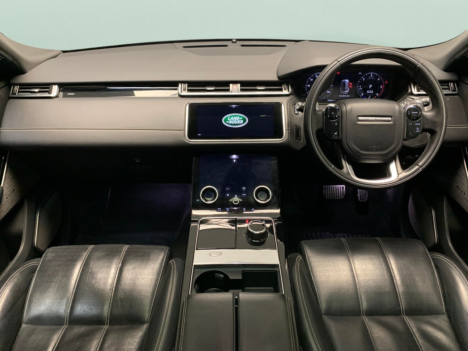 Used Land Rover Range Rover Velar 2019 for sale - 76534187: Photo 8