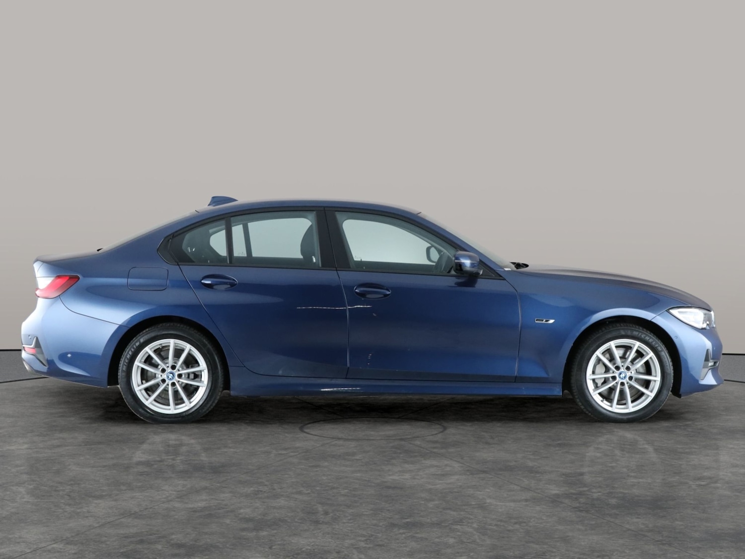 Used BMW 3 Series 2022 for sale - 77367401: Photo 9