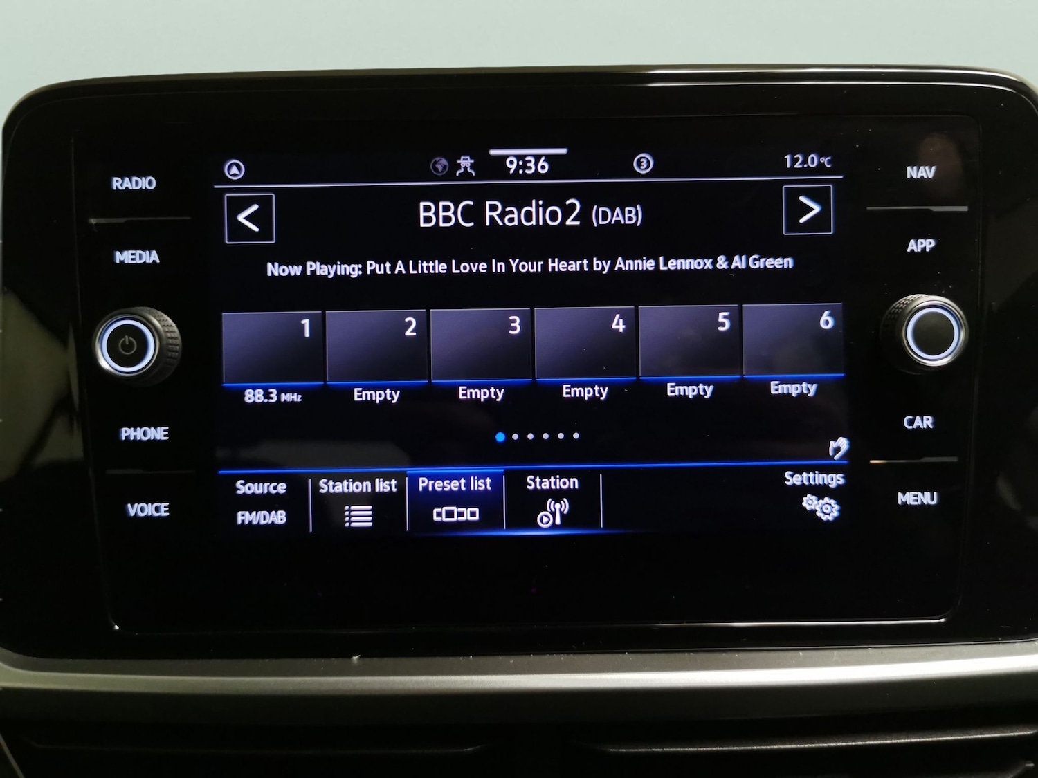 Used Volkswagen T-Roc 2023 for sale - 76879182: Photo 5