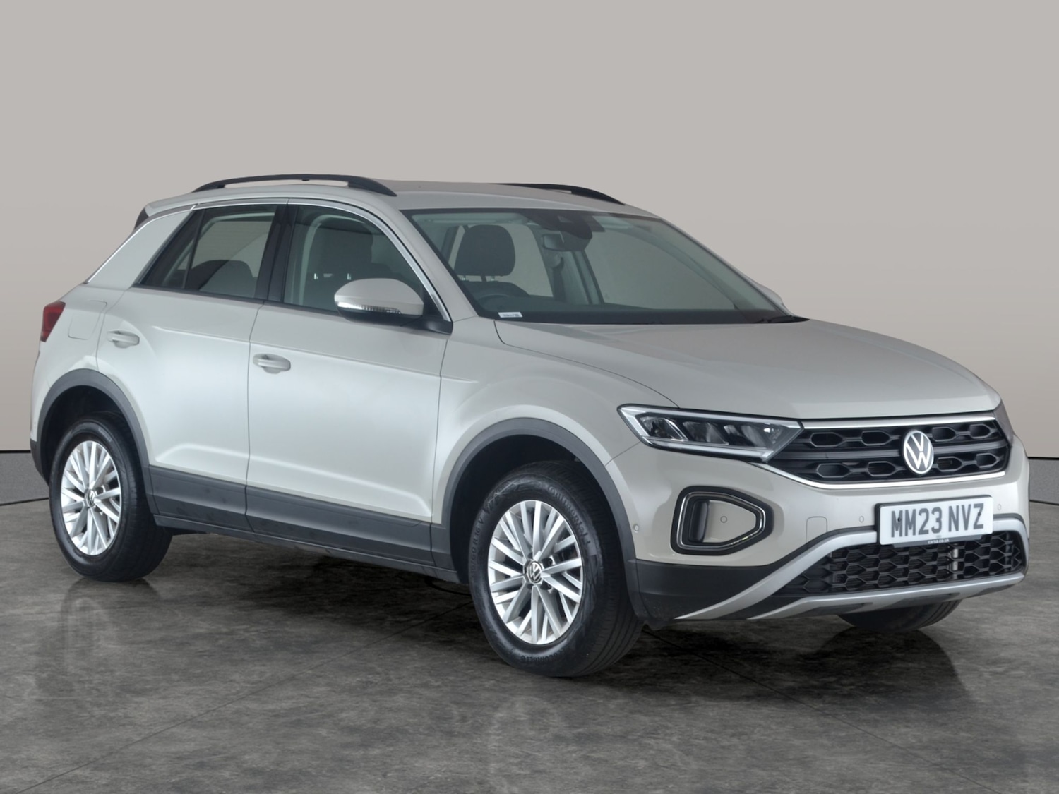 Used Volkswagen T-Roc 2023 for sale - 76879182: Photo 7