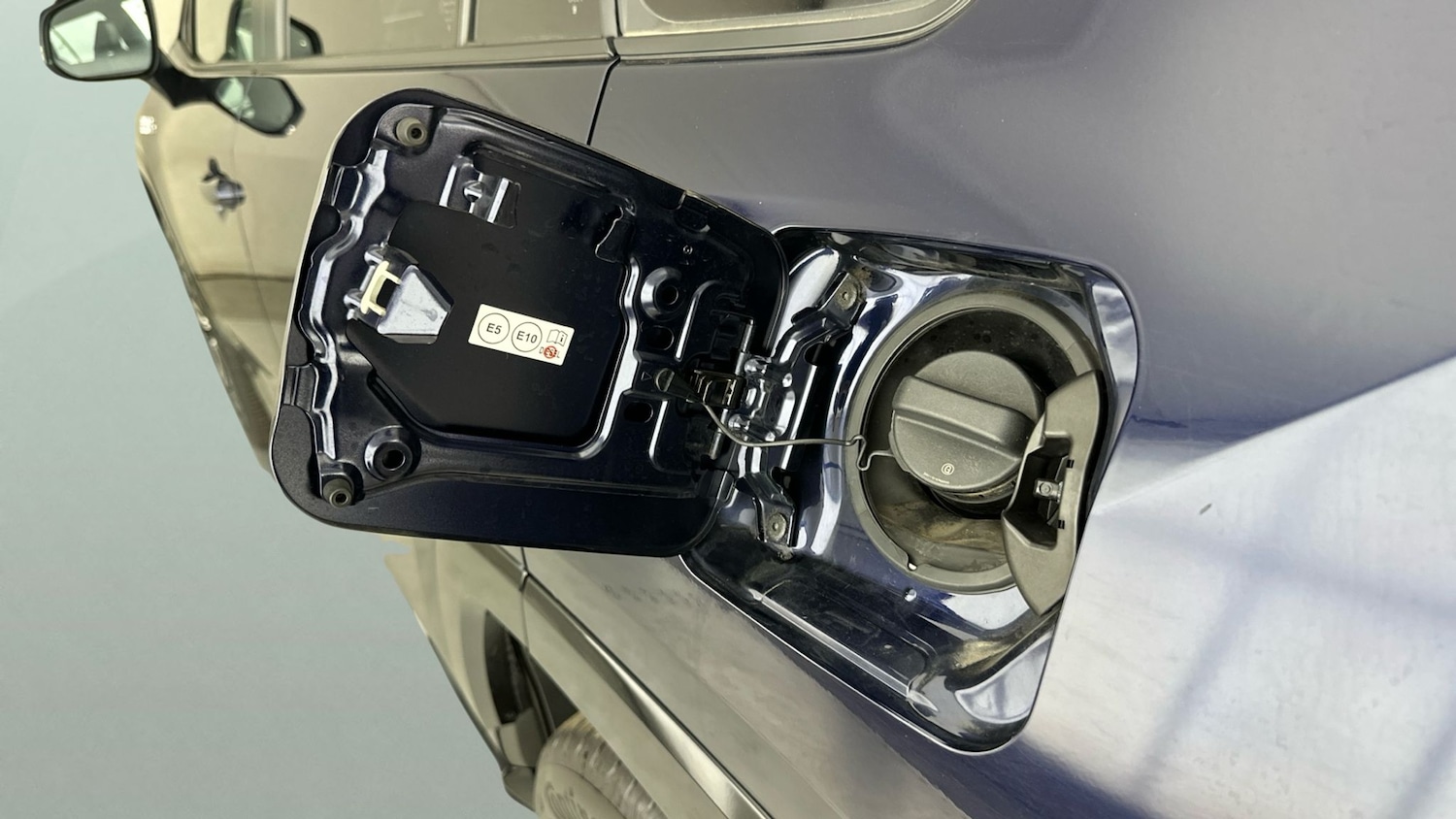 Used Toyota RAV4 2022 for sale - 77022056: Photo 12