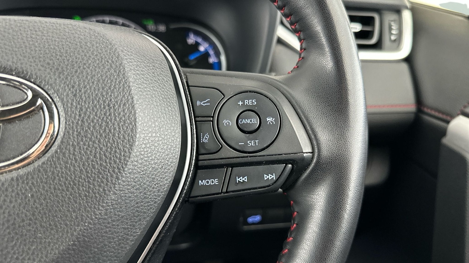 Used Toyota RAV4 2022 for sale - 77022056: Photo 21