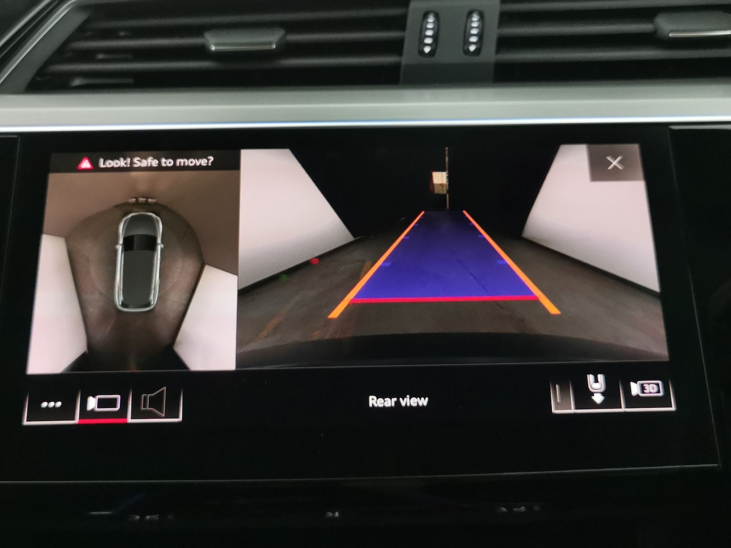 Used Audi e-tron 2020 for sale - 77013294: Photo 7