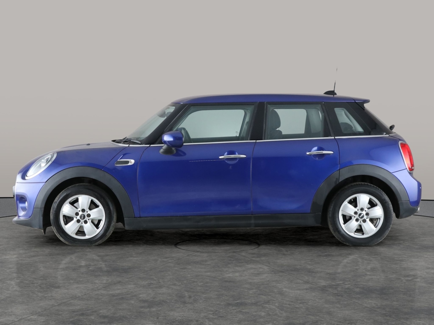 Used MINI Hatch 2020 for sale - 76831385: Photo 13